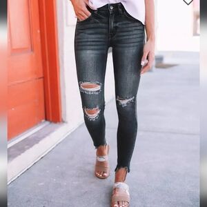 Distressed Black Skinny Jeans